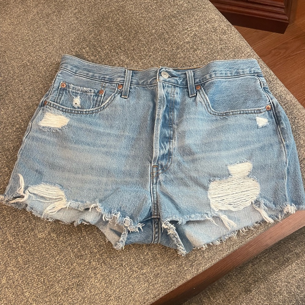 Levi shorts